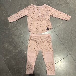 Patagonia baby baselayer
